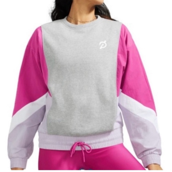 Peloton Tops - 💙Peloton Sweatshirt/Windbreaker